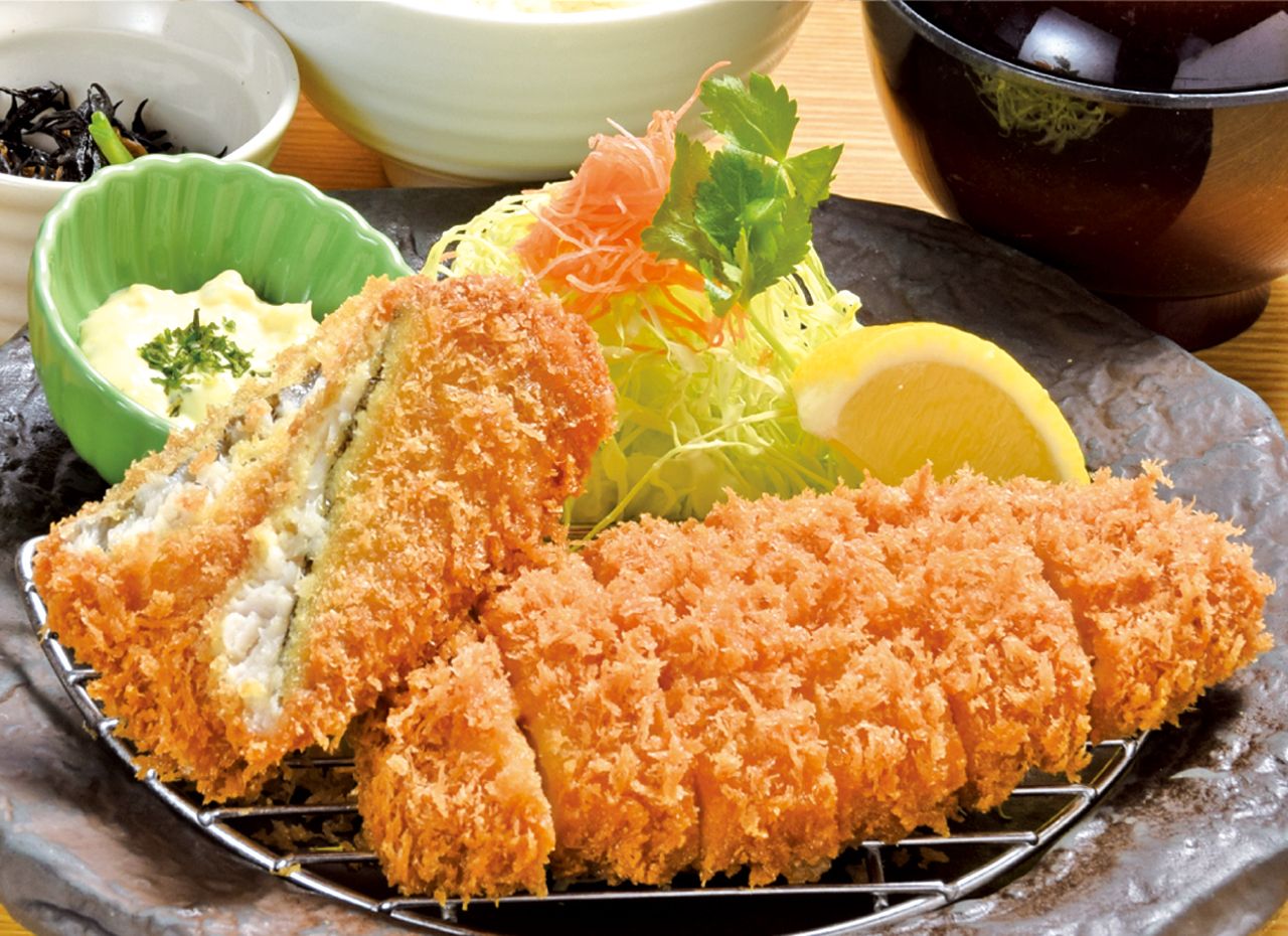 白身魚とロースかつ定食